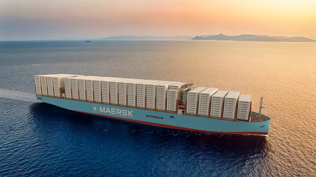 maersk-container-vessel-at-ocean_1024x576